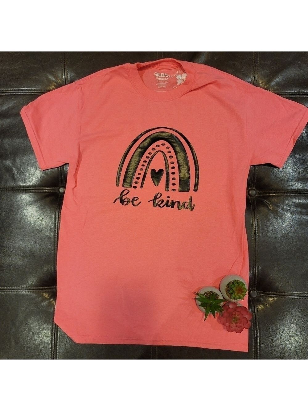 💥4 for $25💥Be Kind Pink Shirt
